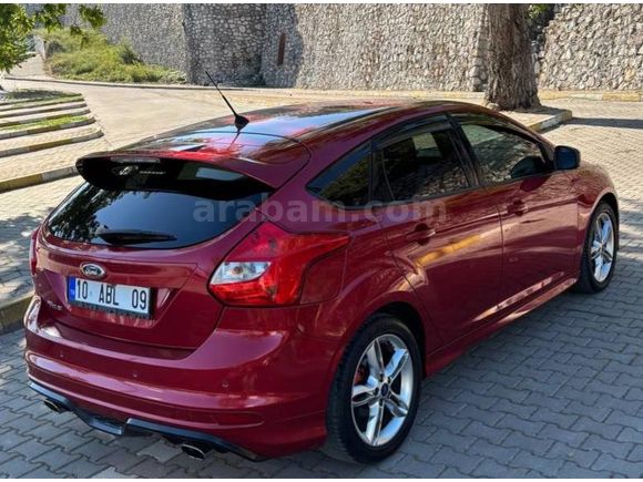 FORD FOCUS 1.6 BENZİNLİ TREND X 71000 KM'DE