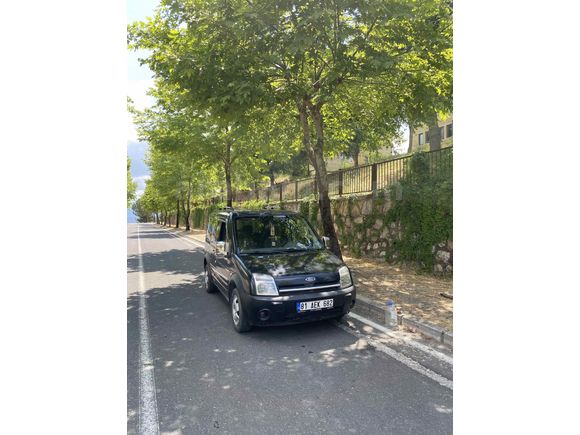 Sahibinden Ford Tourneo Connect 1.8 TDCI K230L 2006 Model  280.000 km Siyah