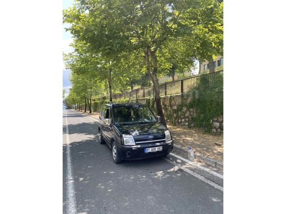 Sahibinden Ford Tourneo Connect 1.8 TDCI K230L 2006 Model  280.000 km Siyah