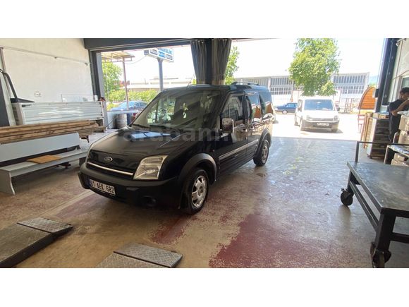 Sahibinden Ford Tourneo Connect 1.8 TDCI K230L 2006 Model  280.000 km Siyah