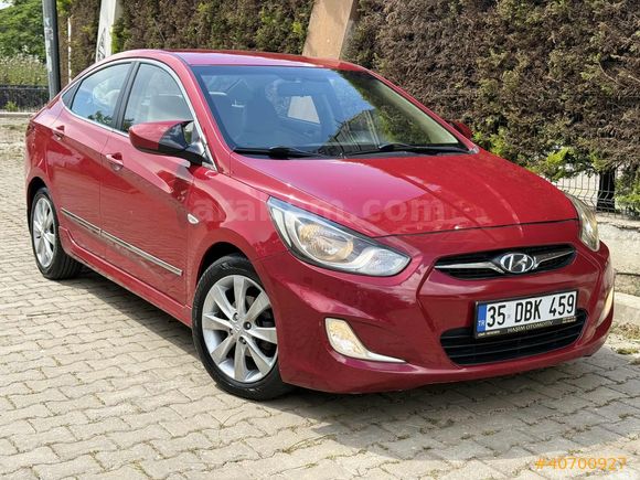 2012 181 BİN KM LANSMAN RENK ACCENT BLUE 1.6 CRDİ MODE PLUS