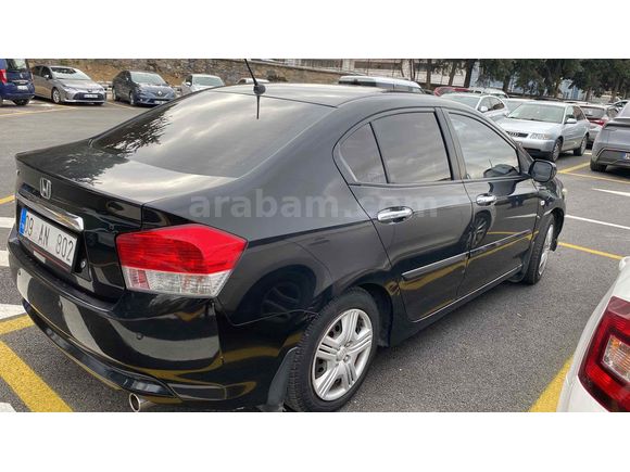 Sahibinden Honda City 1.4 LS 2010 Model 