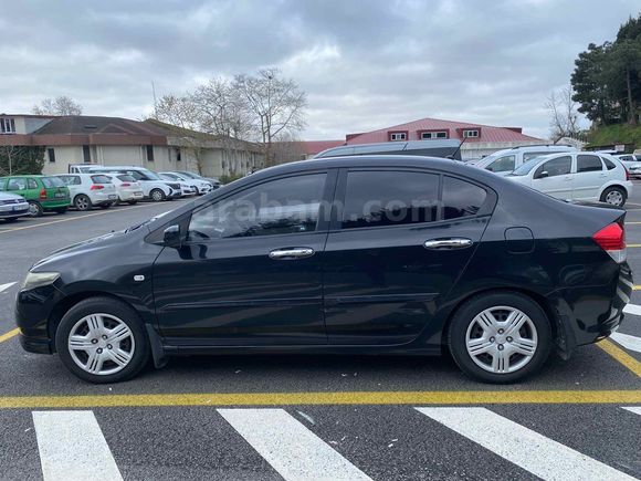 Sahibinden Honda City 1.4 LS 2010 Model 