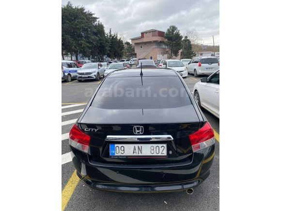 Sahibinden Honda City 1.4 LS 2010 Model 