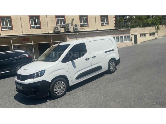 Sahibinden Peugeot Partner 1.5 BlueHDI Comfort 2023 Model 