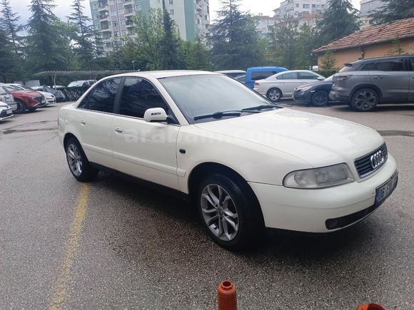 Sahibinden Audi A4 Sedan 1.6 2000 Model