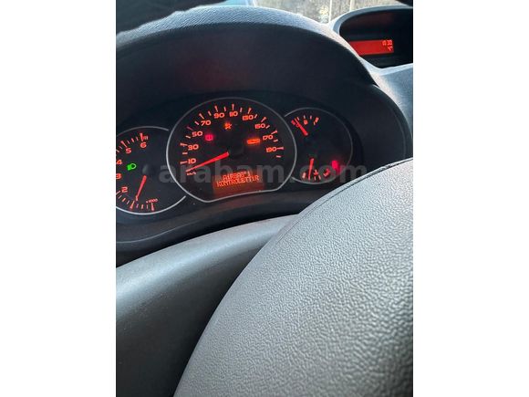 Sahibinden Renault Kangoo Multix 1.5 dCi Authentique 2010 Model  290.000 km Siyah