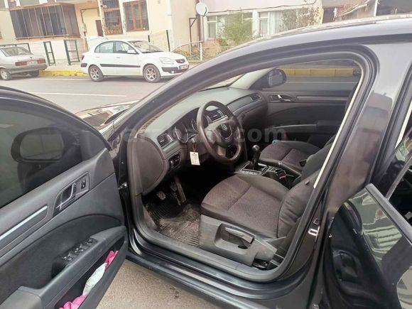 Sahibinden Skoda SuperB 1.6 TDI Active 2012 Model 