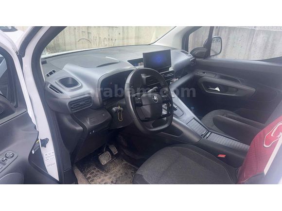 Sahibinden %20 kdvli garantili Opel Combo 1.5 CDTI Ultimate 2024 Model 