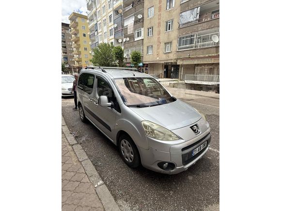 Sahibinden Peugeot Partner 1.6 HDI Premium Pack 2010 Model 
