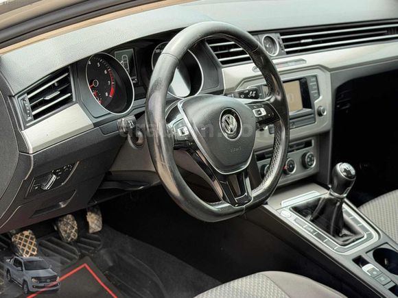CAM TAVANLI MÜKEMMEL KONDİSYONDA 2015 PASSAT