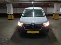 ÖZ BİRLİK'DEN 2026 ÇIKIŞLI SIFIR KM YENİ KANGOO MAXİ L2 2+1