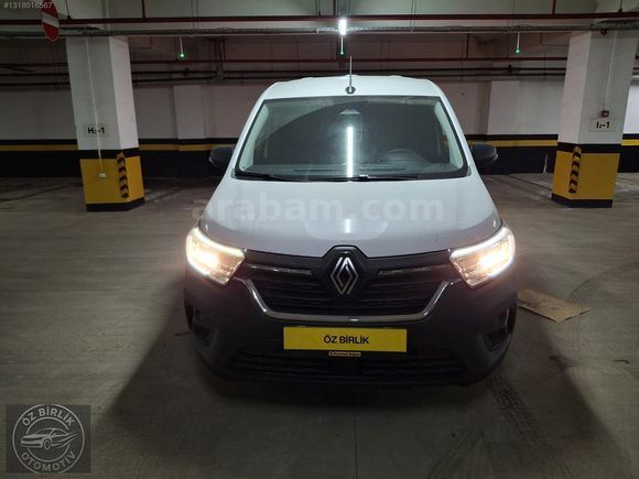 ÖZ BİRLİK'DEN 2026 ÇIKIŞLI SIFIR KM YENİ KANGOO MAXİ L2 2+1