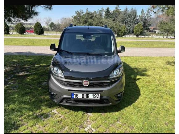 Sahibinden Fiat Doblo Combi 1.6 Multijet Premio Plus 2022 Model  57000 km Gri (Gümüş)