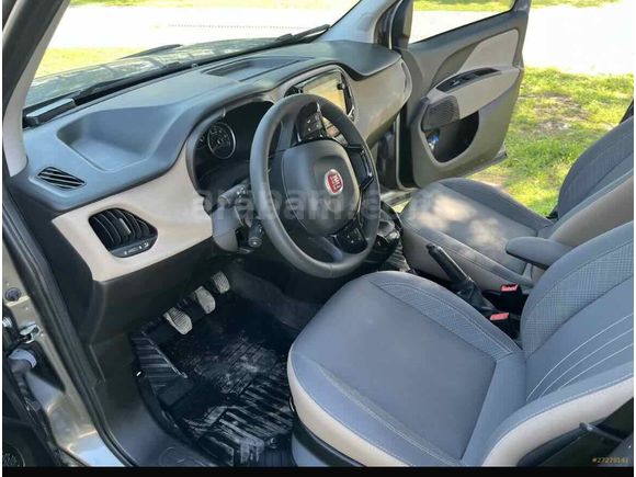 Sahibinden Fiat Doblo Combi 1.6 Multijet Premio Plus 2022 Model  57000 km Gri (Gümüş)