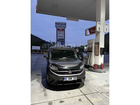 Sahibinden Fiat Doblo Combi 1.6 Multijet Premio Plus 2022 Model  57000 km Gri (Gümüş)