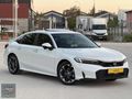 HATASIZ 2025HONDA CİVİC-EXECUTİVE PLUS-6001KM-SIFIR NEYSE BUDA O