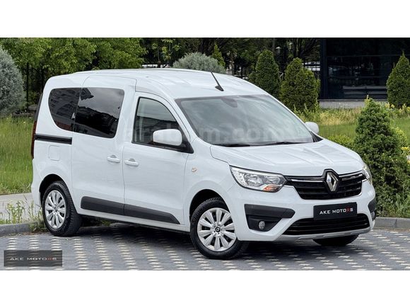 AKE MOTORS'dan Renault Express Combi 1.5 BlueDCI Joy BOYASIZ !!!