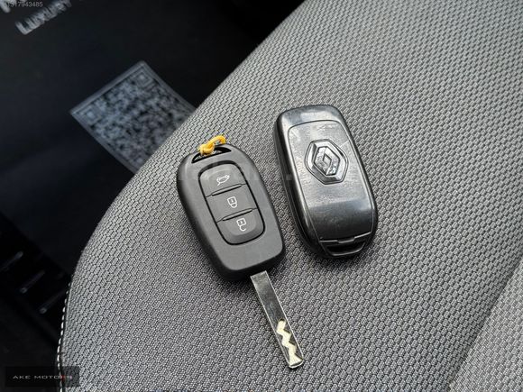 AKE MOTORS'dan Renault Express Combi 1.5 BlueDCI Joy BOYASIZ !!!