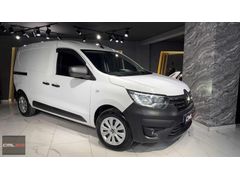 CML AUTO'DAN 2023 EXPRESS VAN 54,000KM SERVİS BAKIMLI %20