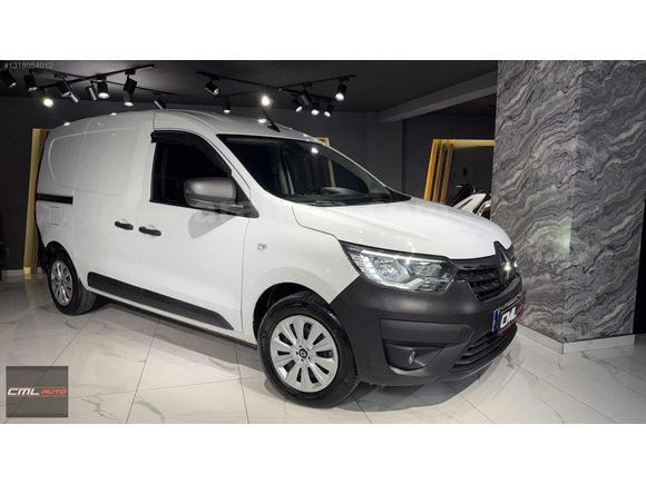 CML AUTO'DAN 2023 EXPRESS VAN 54,000KM SERVİS BAKIMLI %20