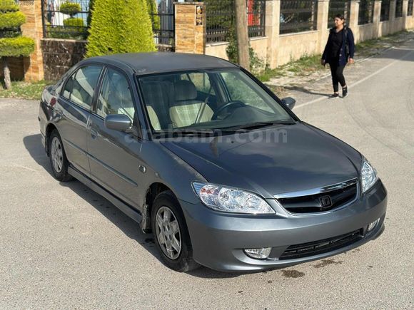 ÜT MOTORS DAN HONDA CİVİC İLK SAHİBİNDEN KM :227.000