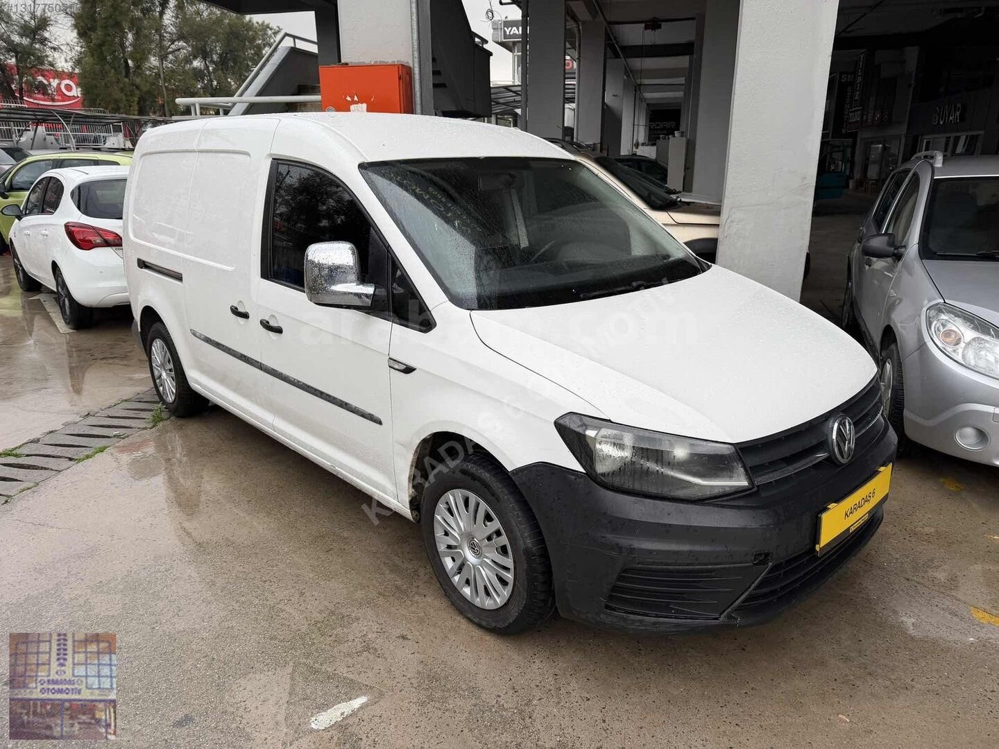 Galeriden Volkswagen Caddy 2.0 TDI Maxi Van 2016 Model İzmir 346.000 km Beyaz 2