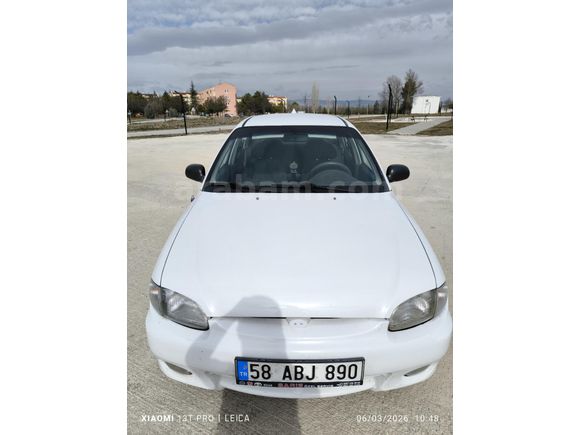 Sahibinden Hyundai Accent 1.5 GLS otomatik vites-ABS-klima.1998 Model