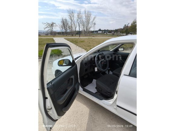 Sahibinden Hyundai Accent 1.5 GLS otomatik vites-ABS-klima.1998 Model