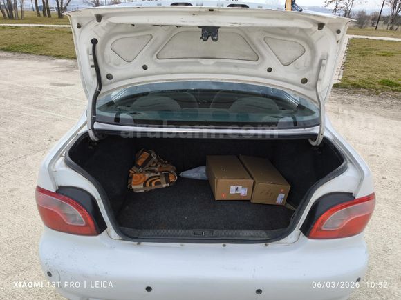 Sahibinden Hyundai Accent 1.5 GLS otomatik vites-ABS-klima.1998 Model