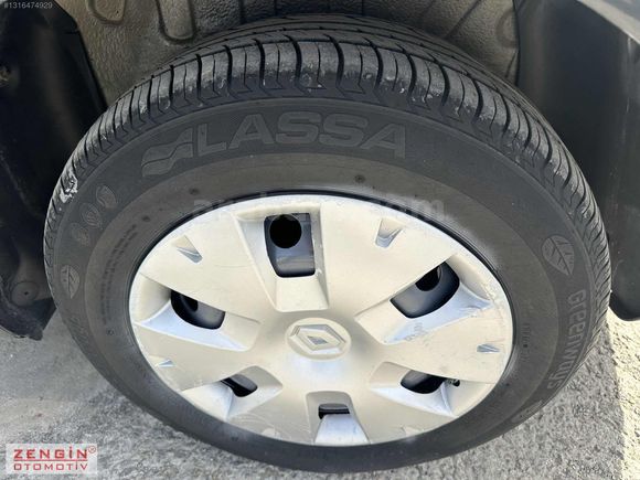 ?ZENGİN den ?K.KARTI 12 AY TK 2010 MEGANE SEDAN 1.5 DCI AUTH.