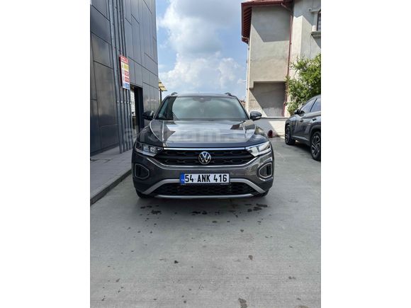 Volkswagen T-Roc 1.5 TSI Life DSG | 2025 | 14.500 KM | TRAMERSİZ