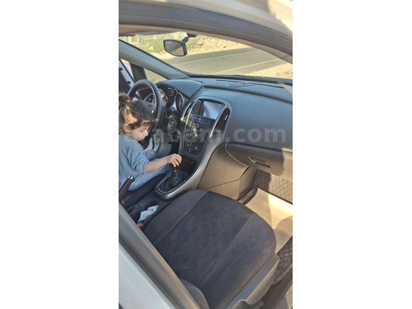 Sahibinden Opel Astra 1.6 Edition 2015 Model