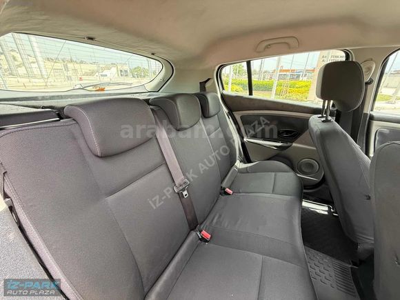 İZ-PARK AUTO 2011 MEGANE 1.5 DCİ Authentique EMİNEVİM*KATILIMEVİ