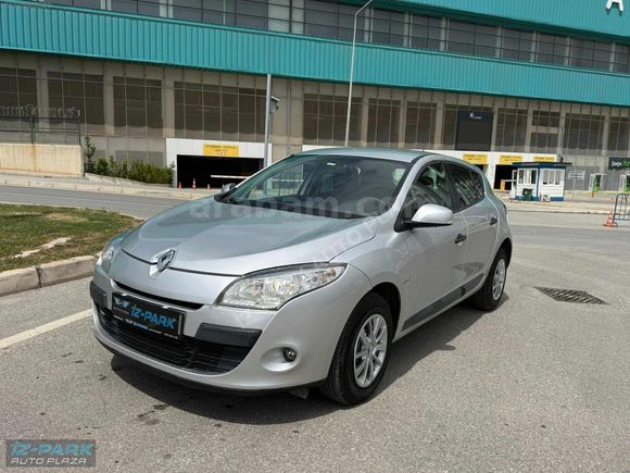 İZ-PARK AUTO 2011 MEGANE 1.5 DCİ Authentique EMİNEVİM*KATILIMEVİ