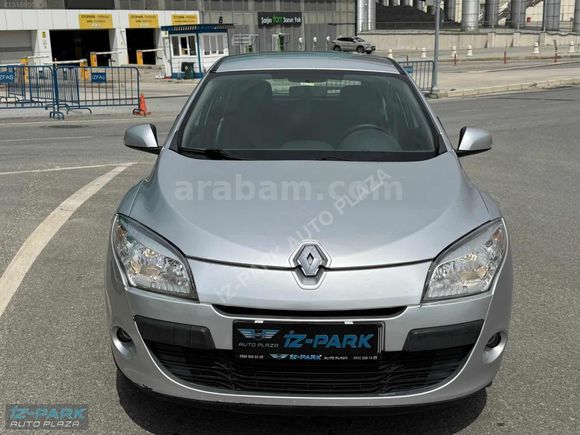 İZ-PARK AUTO 2011 MEGANE 1.5 DCİ Authentique EMİNEVİM*KATILIMEVİ