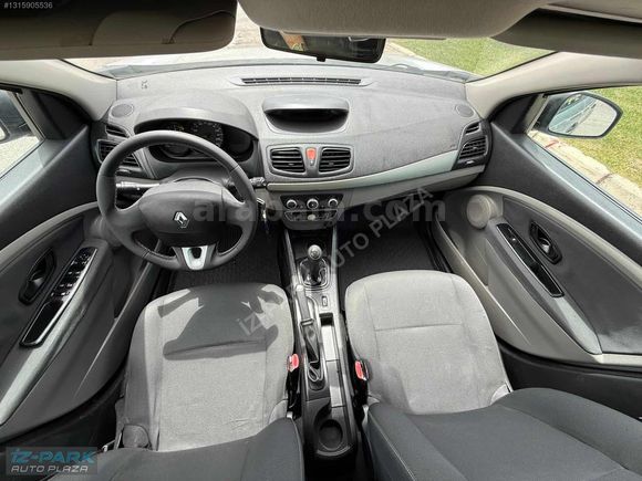 İZ-PARK AUTO 2011 MEGANE 1.5 DCİ Authentique EMİNEVİM*KATILIMEVİ