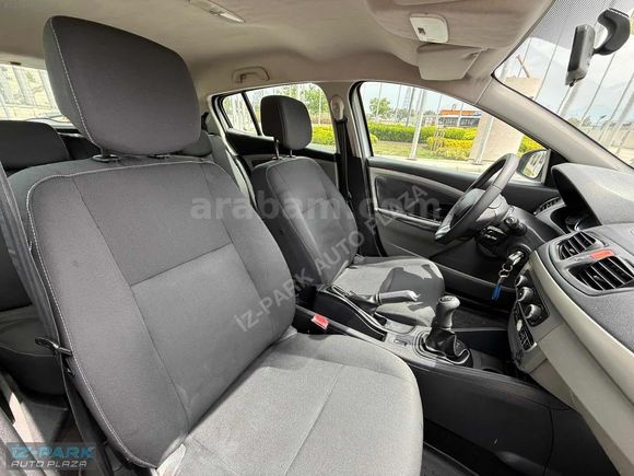 İZ-PARK AUTO 2011 MEGANE 1.5 DCİ Authentique EMİNEVİM*KATILIMEVİ