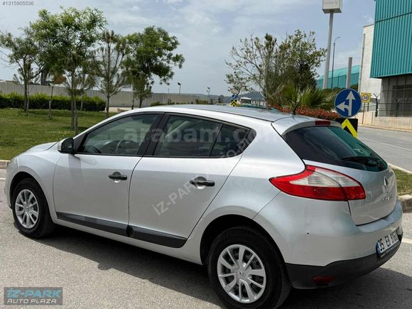 İZ-PARK AUTO 2011 MEGANE 1.5 DCİ Authentique EMİNEVİM*KATILIMEVİ