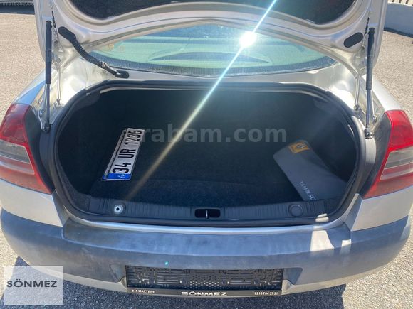 RENAULT MEGANE 1.5 DCİ AUTHENTIQUE 239.000 KM DE