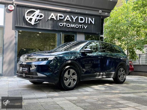 APAYDIN OTOMOTİV'den OPEL GRANDLAND HYBRİD EDİTİON COMFORT