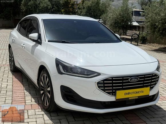 2022 28000 KM HATASIZ FORT FOCUS TİTANYUM PAK .