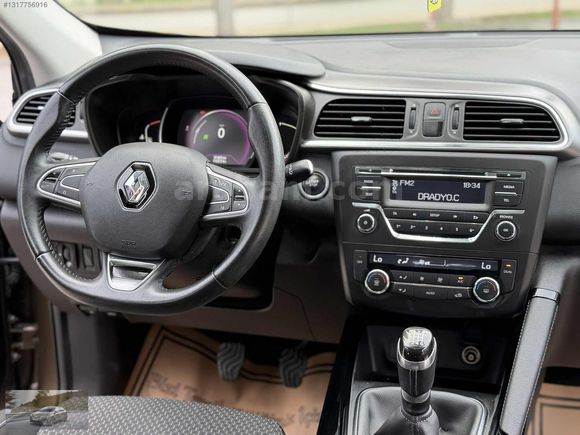 2015 MODEL 90 BİN KM'DE RENAULT KADJAR