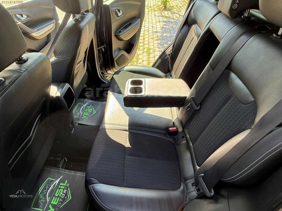 YEŞİLMOTORSDAN ICON KADJAR 18 ÇIKIŞLI