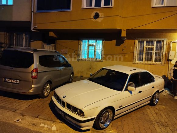 Sahibinden BMW 5 Serisi 520i Standart 1993 Model