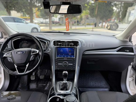 2015 MODEL SANRUFLU FORD MONDEO
