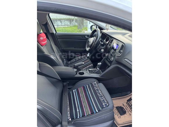 Sahibinden Renault Megane 1.5 Blue DCI Joy 2020 Model 