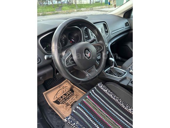 Sahibinden Renault Megane 1.5 Blue DCI Joy 2020 Model 