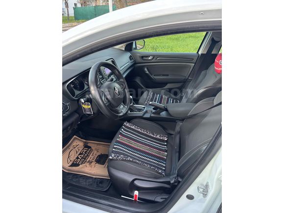 Sahibinden Renault Megane 1.5 Blue DCI Joy 2020 Model 