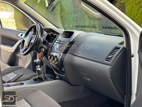 HATASIZ KAÇIRILMAYACAK TEMİZLİKTE FORD RANGER 2.2 XLT